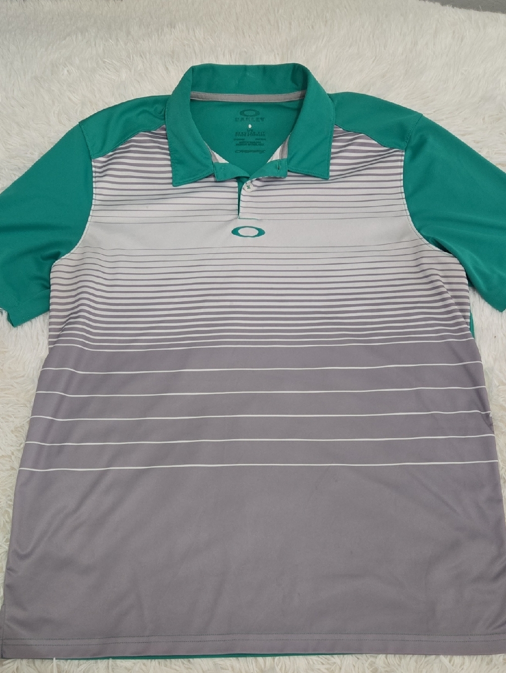 Oakley Hydrolix Golf Polo Green and Gray Fade Stripe L